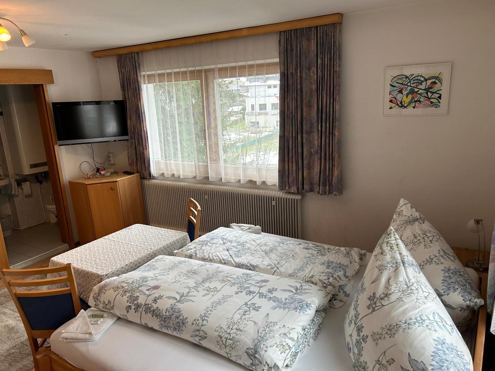 Austrian Motel Heiss Prutz Exteriér fotografie